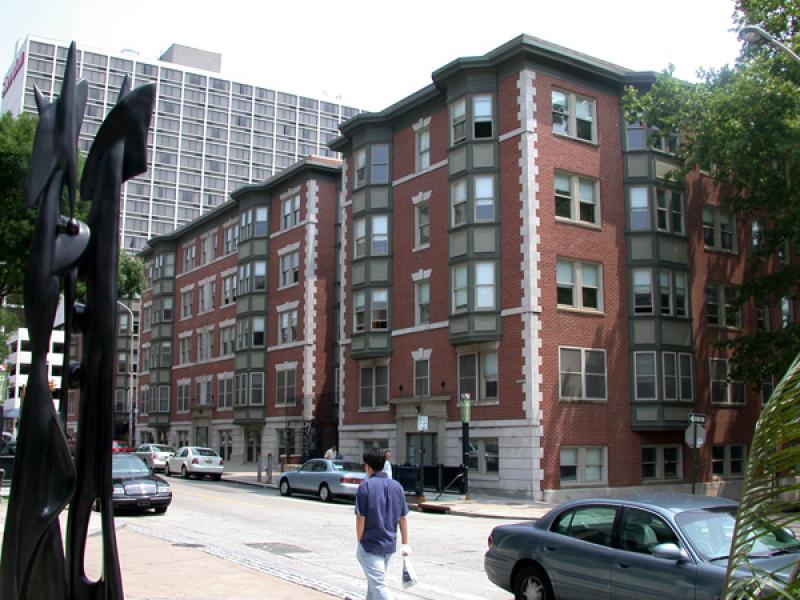 Kings Court / English College House as seen from street level