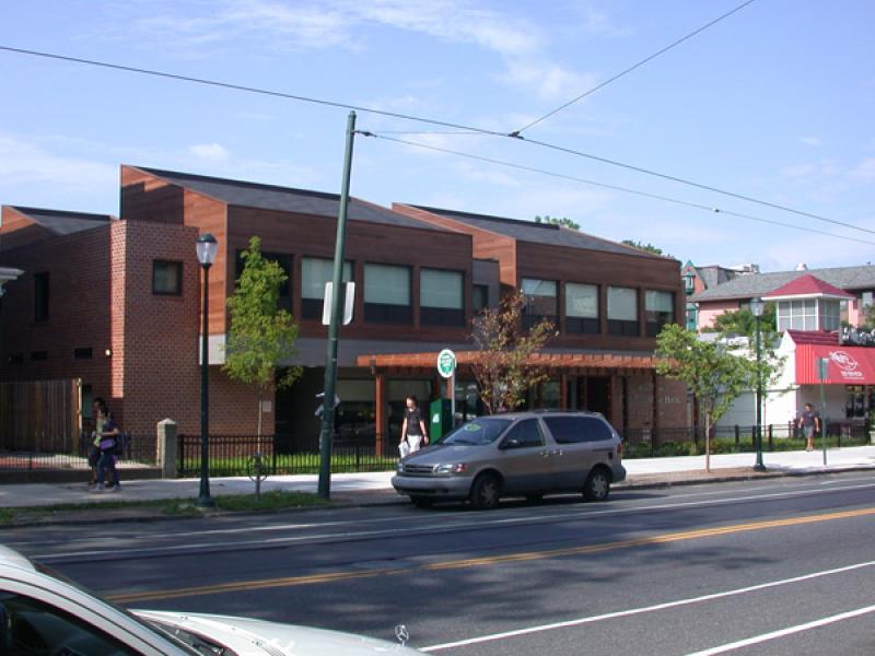 The Penn Transplant House exterior