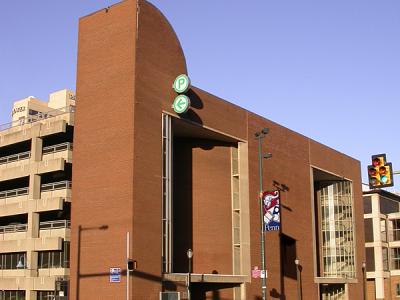 simple structural grid parking garage